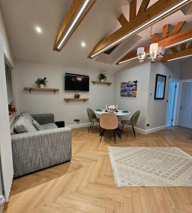 Little Cottage Oassis