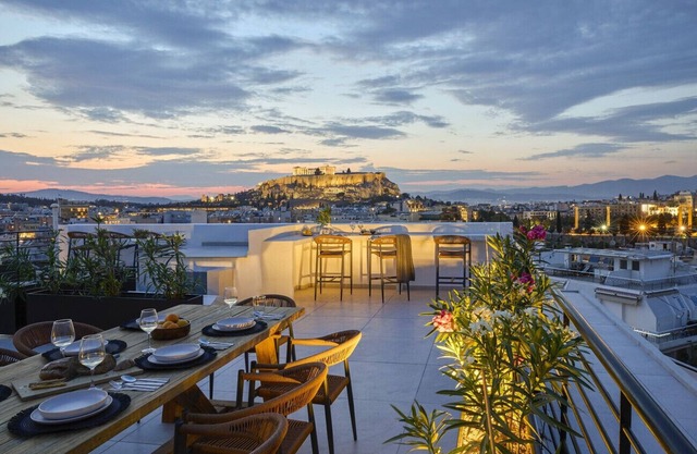 LIV - Acropolis Terraces
