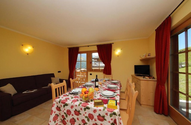 Livigno Apartment Sleeps 7
