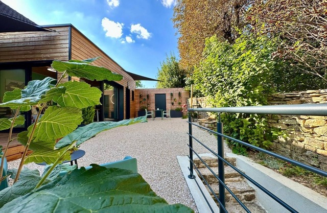 Lodge Vitré with Nordic bath for an unusual night in Dijon