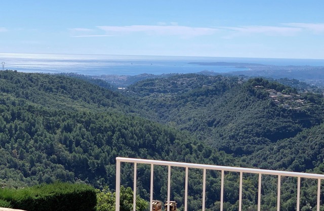 loft in a provencal village with sauna spa fitness with view over the sea