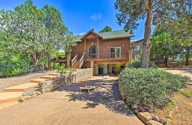 Log Cabin in Payson w/Deck, Mtn & Creek Views