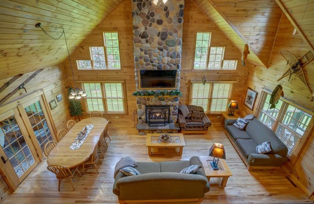 Log Cabin Lodge Devil's Lake State Park, Skiing, Cascade Mtn, Dells