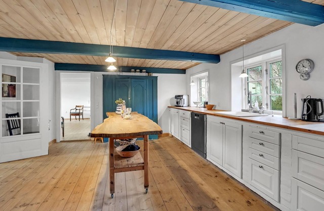 Look forward to a beautiful sea view from the terrace of this vacation home near the beach!