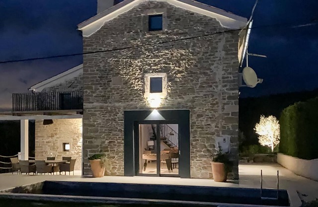 Look forward to spending your vacation in this beautifully located vacation home with pool.