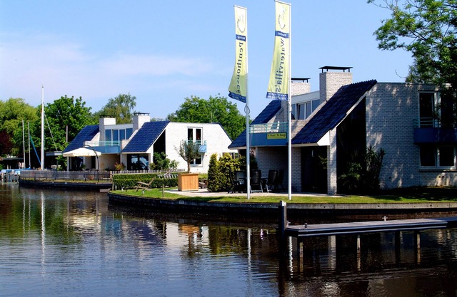 Loosdrecht Rien van den Broeke Village
