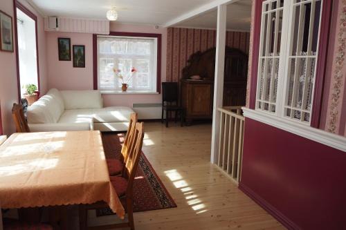 Lootuse Apartment