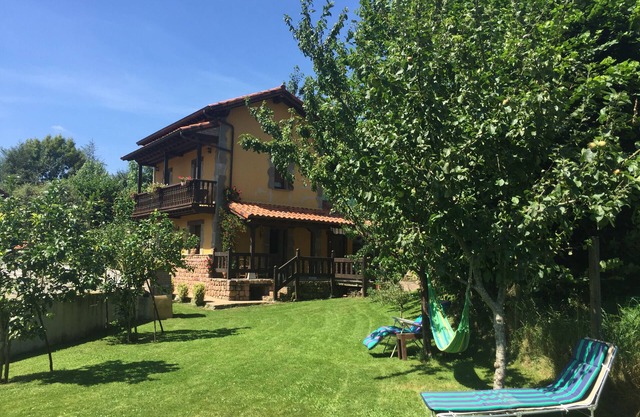 Los Avellanos CASA 3. In the mountains, near the beach and the Soplao cave.
