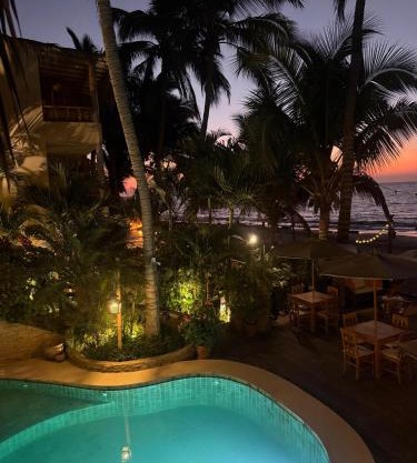 Los Corales
