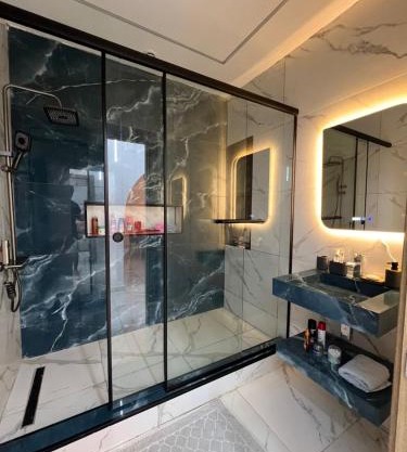 Loue appartement neuf et luxueux a skikda avec superbe vue mer