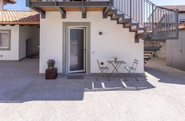 Lovely apartment for 4 people with A/C, WIFI, TV, pets allowed and parking