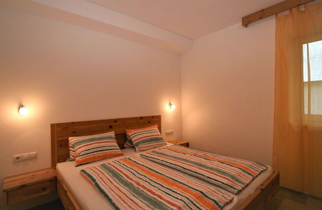 Lovely apartment for 4 guests with WIFI, TV and terrace