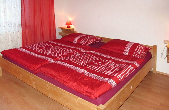 Lovely apartment for 23 guests with WIFI, TV and balcony