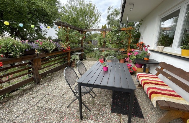Lovely apartment for 2 guests with WIFI, TV, terrace and parking