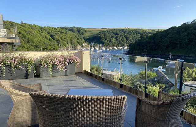 Lovely apartment for 4 guests with WIFI, terrace and parking