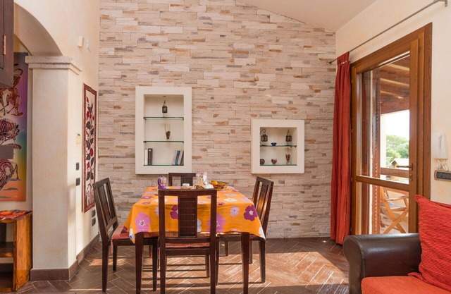 Lovely apartment for 4 guests with A/C, TV, terrace and pets allowed