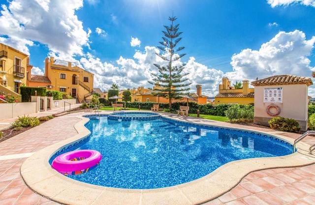 Lovely Apartment In Algorfa With Wifi