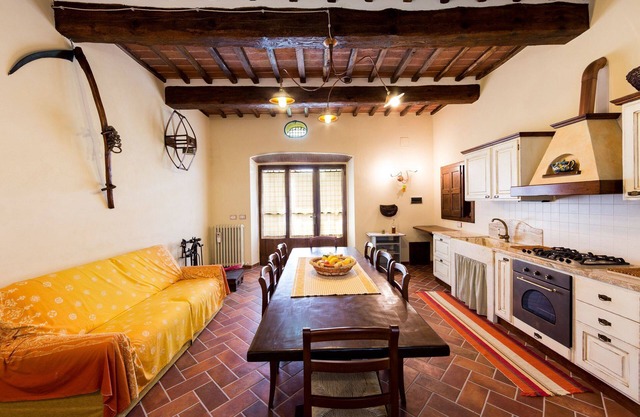 Lovely apartment in villa for 2 people with WIFI, A/C, TV and parking