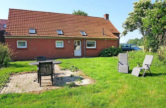 Lovely apartment in villa for 7 guests with WIFI, TV, terrace and pets allowed