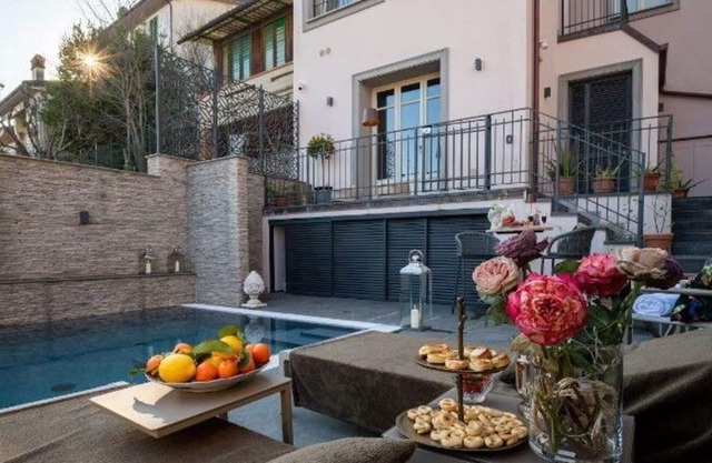 Lovely apartment for 4 people with WIFI, A/C, pool, TV, balcony, panoramic view and parking