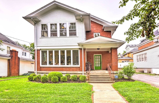 Lovely Apt, 1 Block to Downtown Danville
