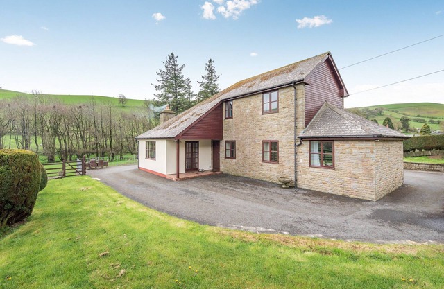 Lovely detached property in a rural location on the Welsh border.