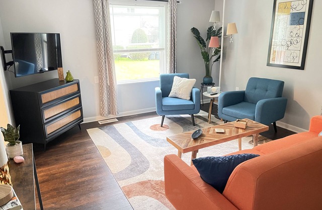 Lovely Home Conveniently Located Near Schenectady-Saratoga-Clifton Park-Albany