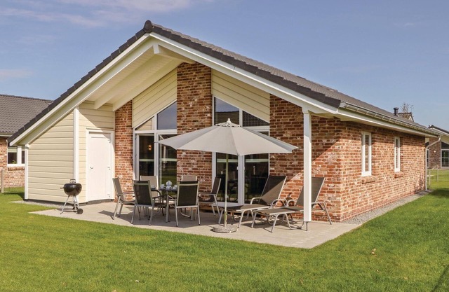 Lovely home in Dagebüll with kitchen
