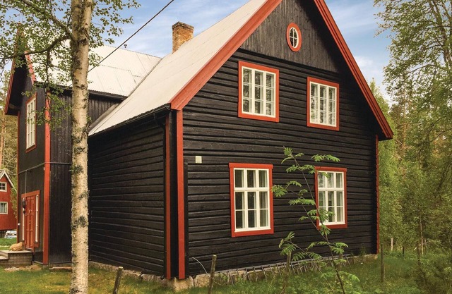 Lovely home in Engerdal
