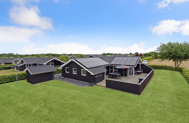 Lovely home in Haderslev with sauna