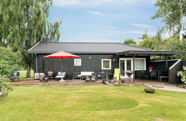 Lovely home in Nykøbing Sj with WiFi