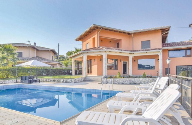 Lovely home in Rende CS with sauna