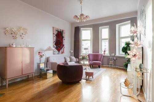Lovely Vintage Suite, autohalli