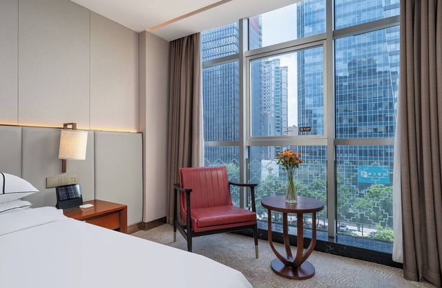 Lucky Holiday International Hotel Pazhou Convention and Exhibition Center Zhujiang New Town Branch