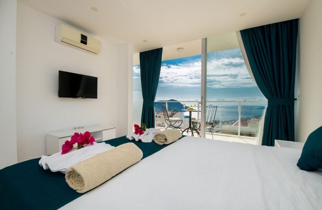 Lumiere Villas II luxury 4 Bedroom Vacation Villa