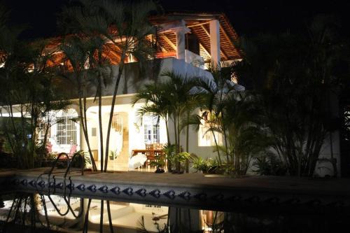 Lush Garden House near beaches with private pool.