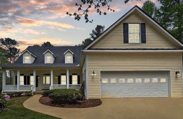 Lux Lakefront Retreat Deck Dock Serenity