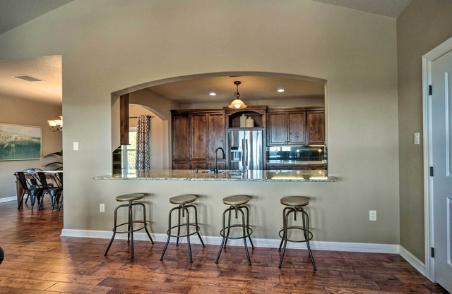 Luxe Canyon Lake Home w/Gorgeous Lake Views!