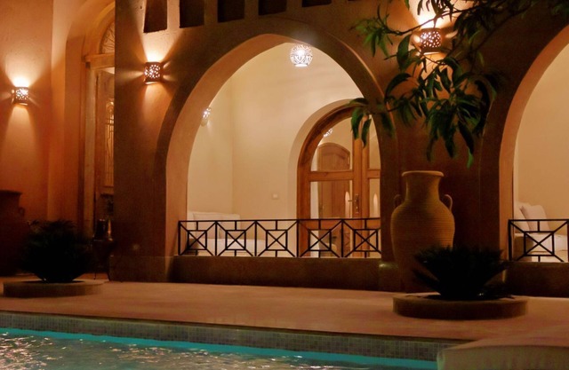Luxe Ground Floor Suite at Malkata House: Pool & Dine