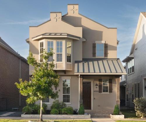 Luxe Retreat with EV Charger & Putting Green