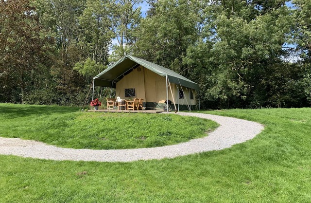Luxe Safaritent, Midden in de Natuur