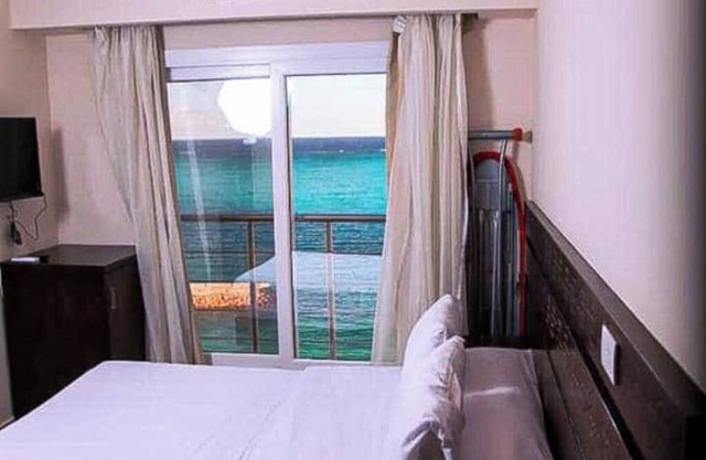 Luxury Apartment 2BR & Full Sea Viewnn