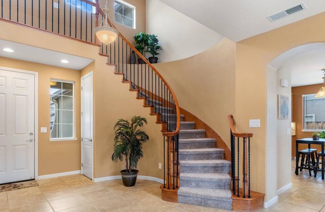 Luxurious 4 Bedroom House