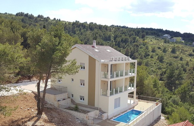 Luxurious 5 star sea view villa Magic for 12 persons with pool EOS-CROATIA