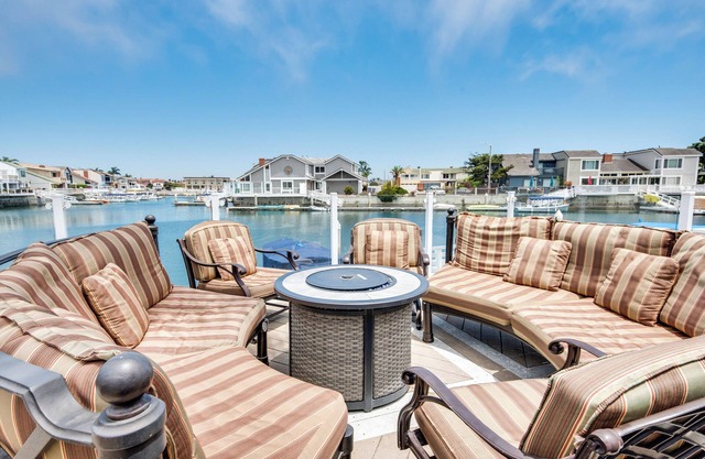 Luxurious Channel Islands Harbor Home w/Boat Dock
