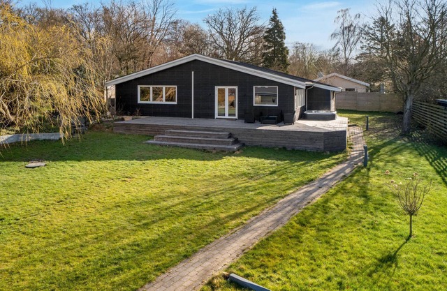 Luxurious home in ølsted