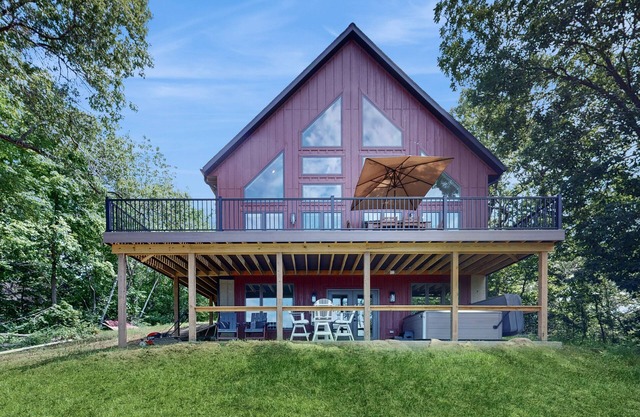 Luxurious home with hot tub, electric fireplace, and stunning views
