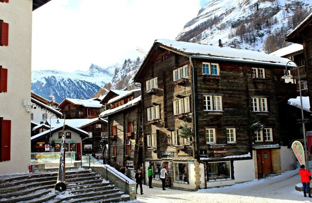 Luxurious Living with the views to the Matterhorn