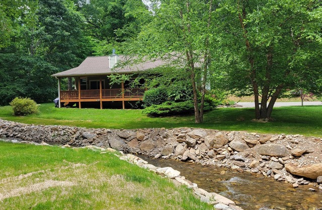 Luxurious Mountain Retreat for the Discerning Traveler