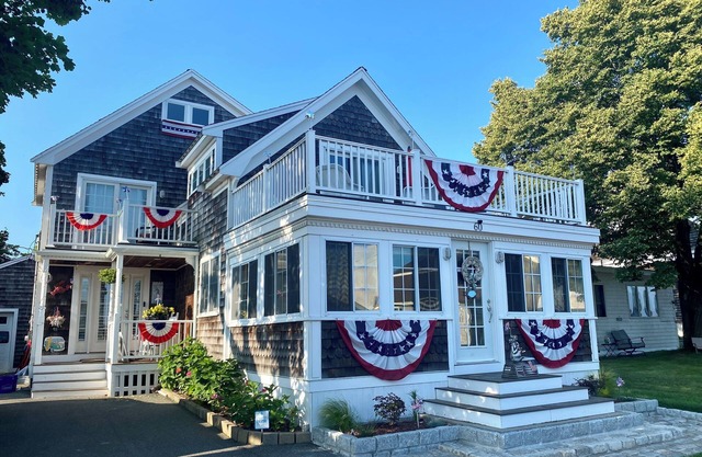 Luxurious Quintessential Nantucket Style Beach House - Brant Rock, Marshfield